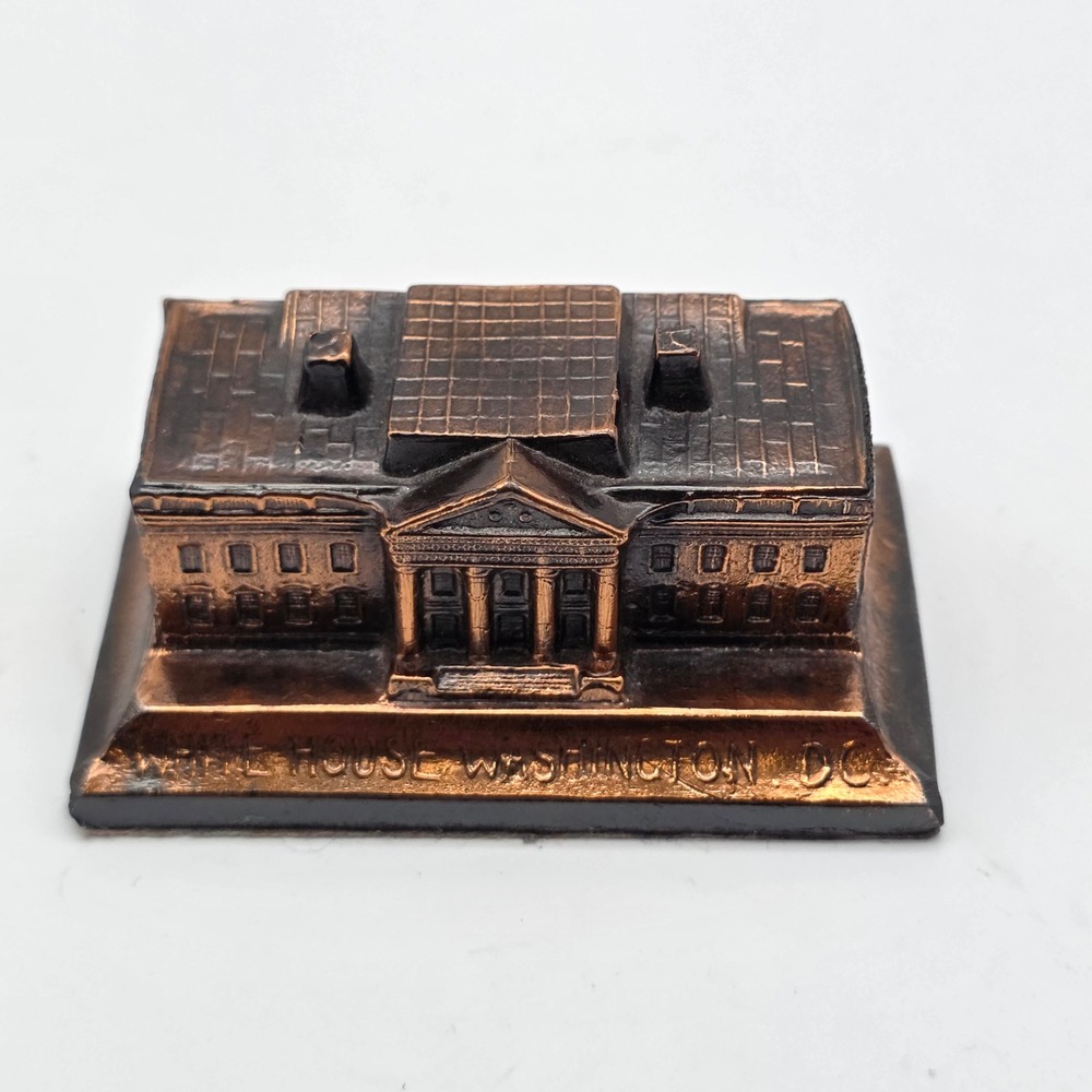 Unbranded White House Washington DC Souvenir Figurine Copper Tone Small